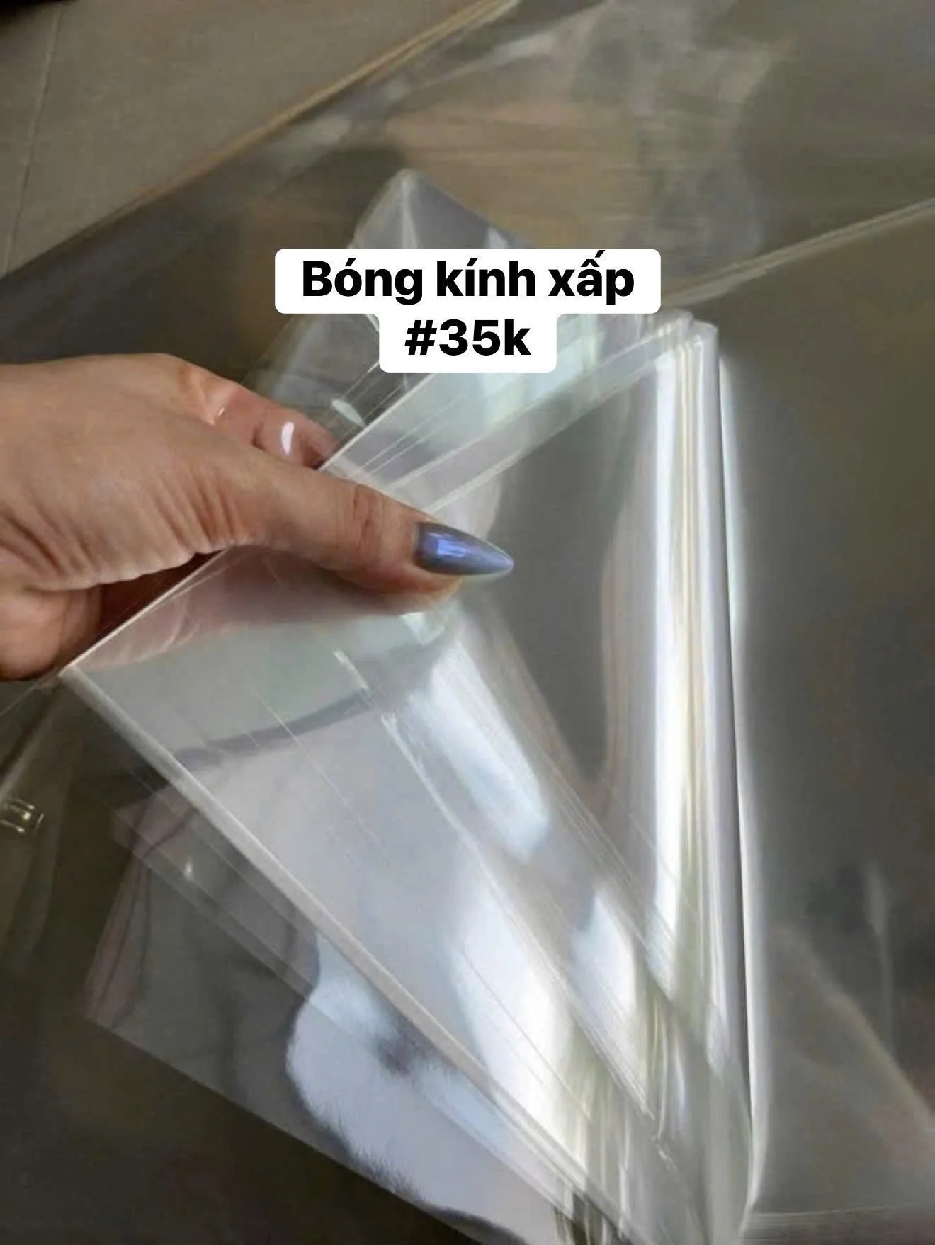 BÓNG KÍNH XẤP