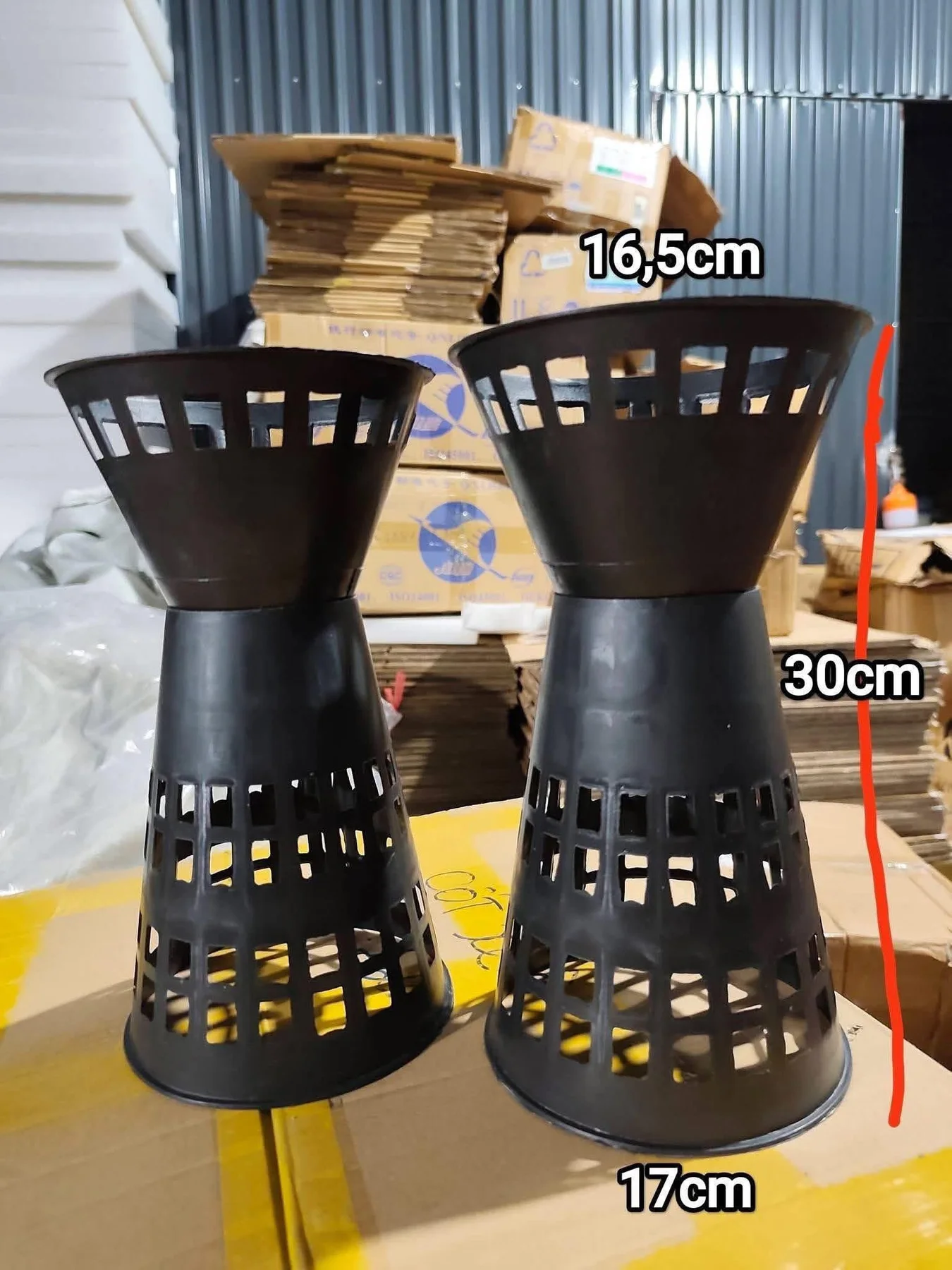 Miễn ship/200c cốt nhựa tròn xoè